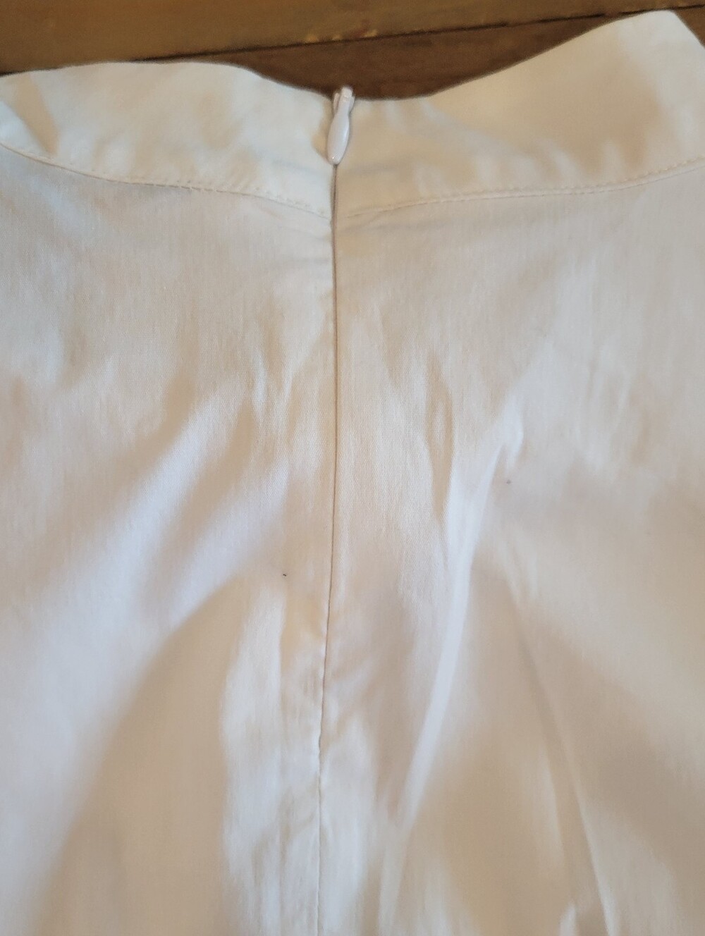 NEW Pair of Women's Blouses — Blue Striped & White Embroidered:S-M - Picture 8 of 8